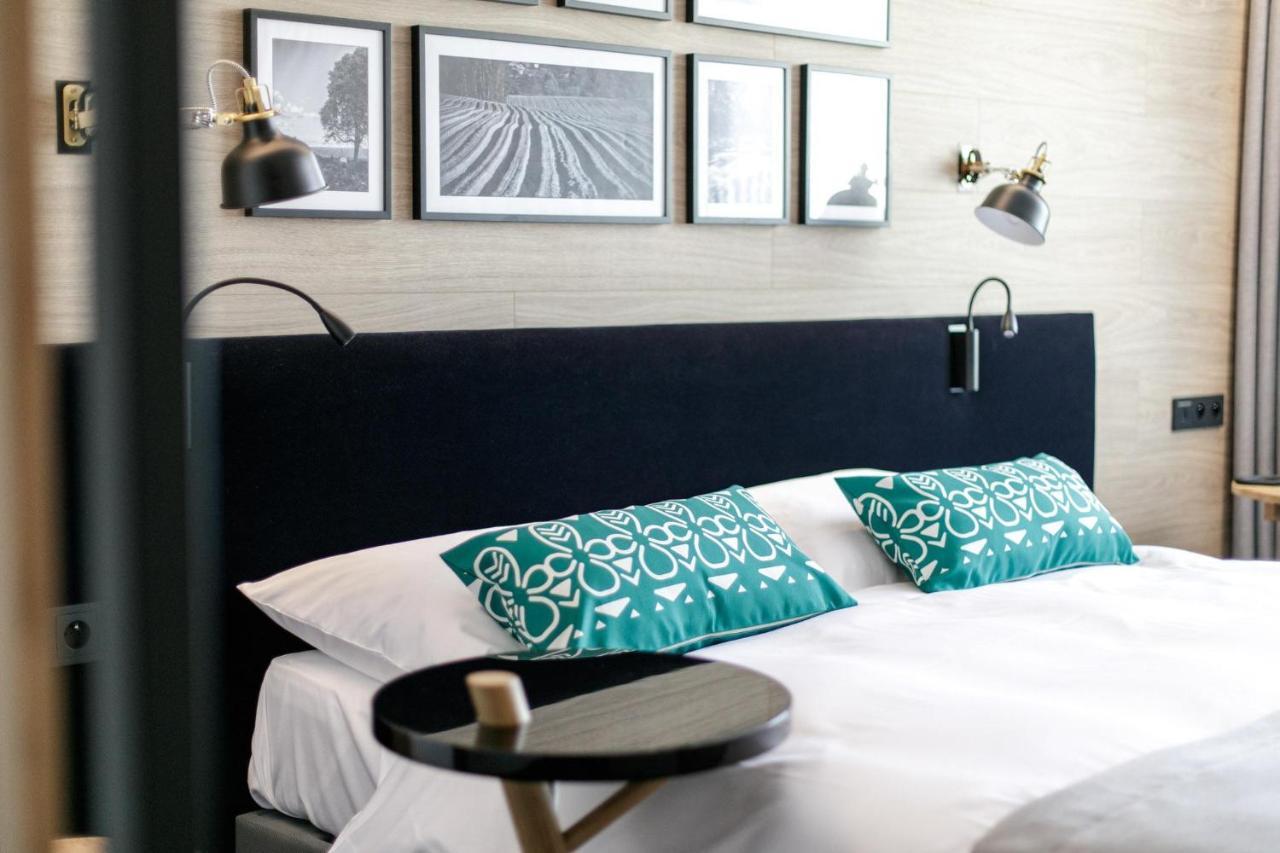 B&B Hotel Tomaszow Lubelski Bagian luar foto