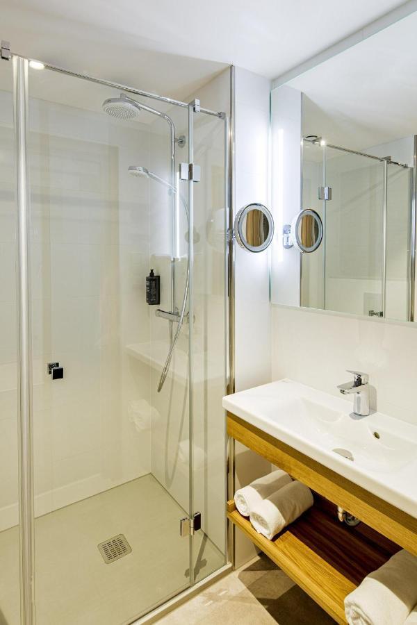B&B Hotel Tomaszow Lubelski Bagian luar foto